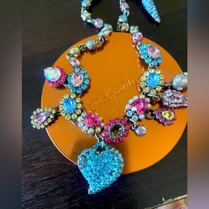 Otazu necklace well done good quality pieces used